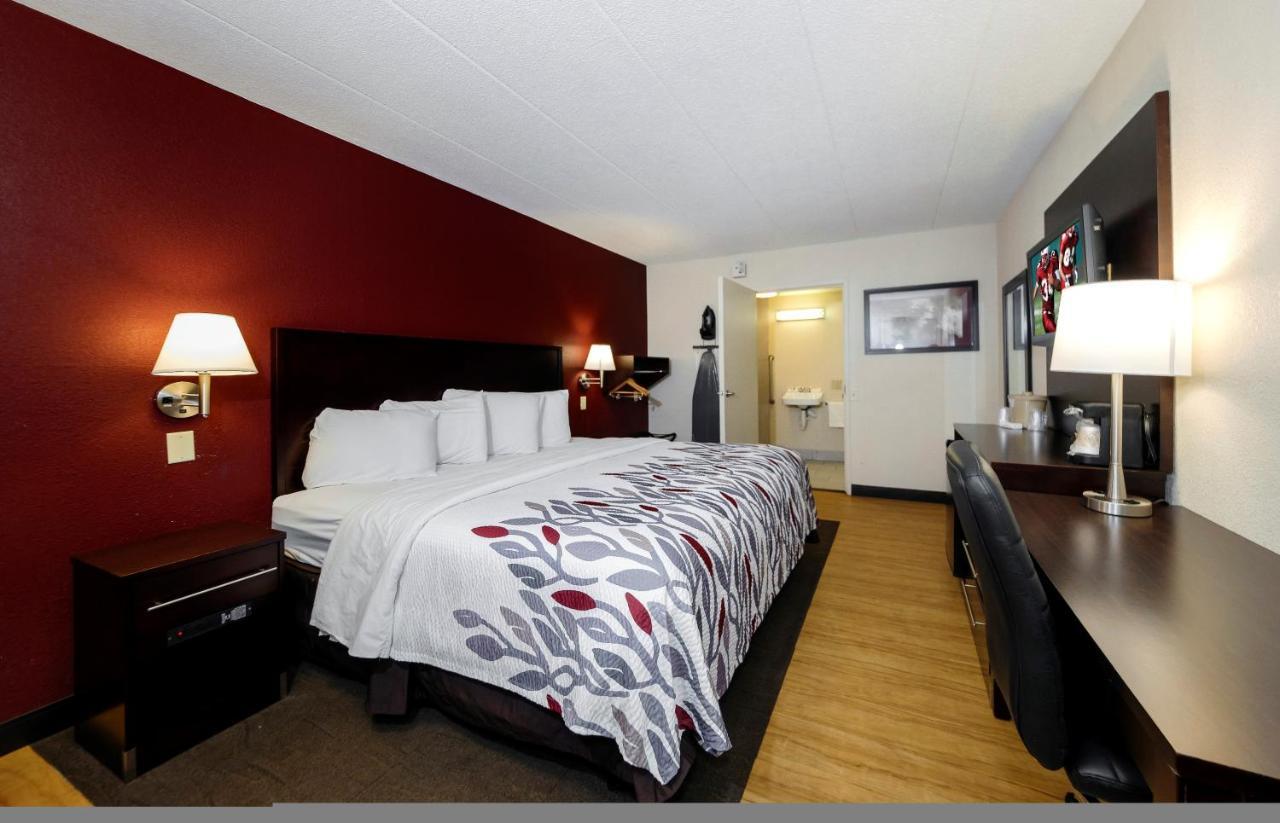 Red Roof Inn Lansing East - Msu מראה חיצוני תמונה