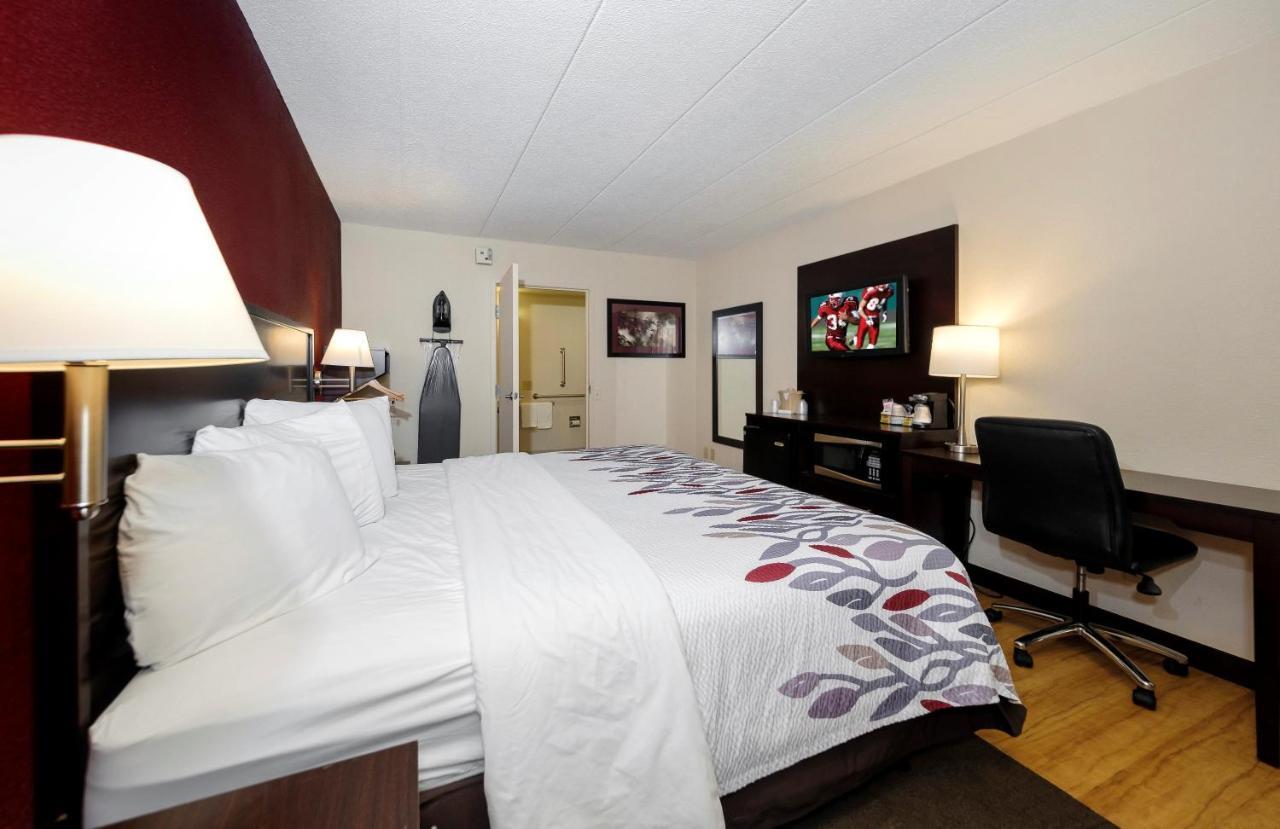 Red Roof Inn Lansing East - Msu מראה חיצוני תמונה